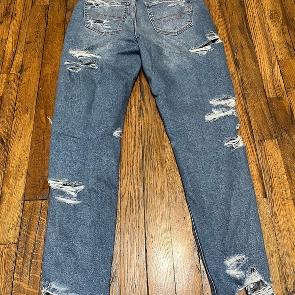 Mom Jean - Picture 2 of 4